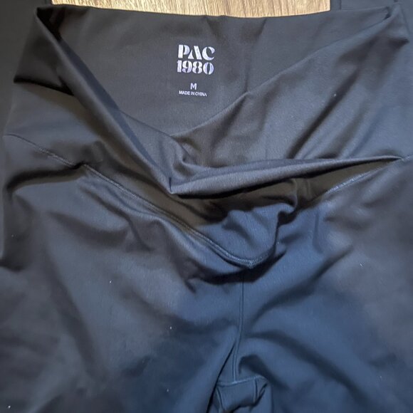 Women's Black Crossover PacSun Leggings - Picture 2 of 3